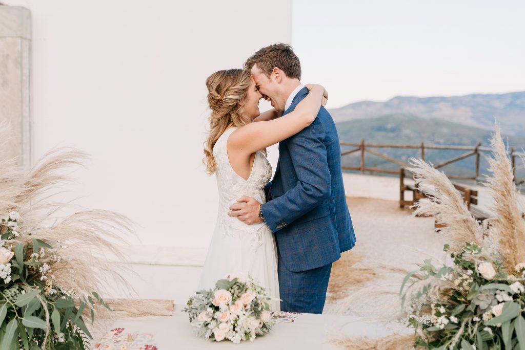 wedding in skyros